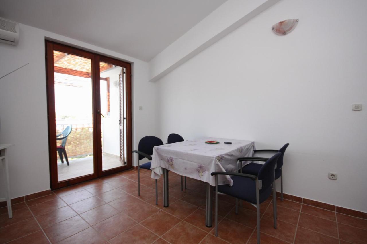 Apartments With A Parking Space Jezera, Murter - 5109 Exterior foto